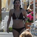İrem Altuğ bikinili
