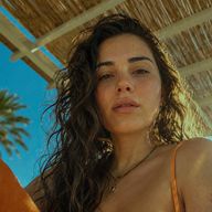 Deniz Bağdaş