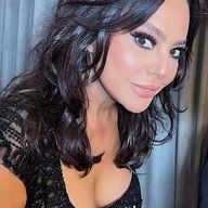 Ebru gündeş