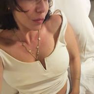 Karolin Fişekçi