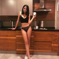 Merve Taskin Sexy And Topless Photos Collection