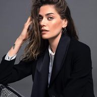 Öznur Serçeler