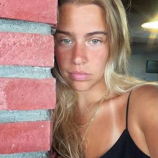 Paola Van