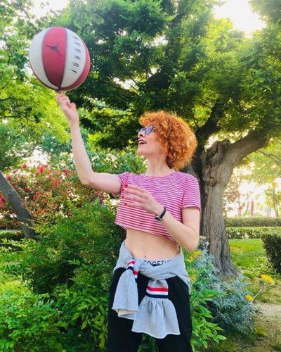 Açelya Topaloğlu seksi ifşa fotoğrafı 21