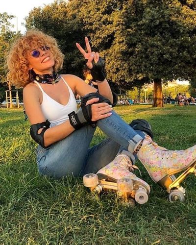 Açelya Topaloğlu seksi ifşa fotoğrafı 8
