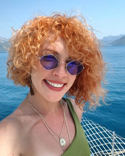 Açelya Topaloğlu seksi ifşa fotoğrafı 94
