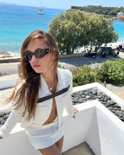 Afra Saraçoğlu seksi ifşa fotoğrafı 139