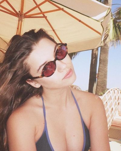 Afra Saraçoğlu seksi ifşa fotoğrafı 160