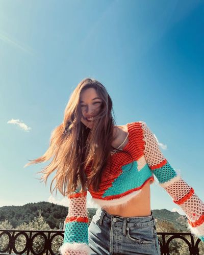 Afra Saraçoğlu seksi ifşa fotoğrafı 65488