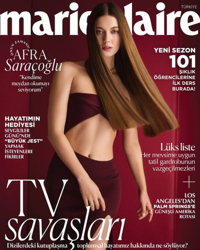 Afra Saraçoğlu seksi ifşa fotoğrafı 65472
