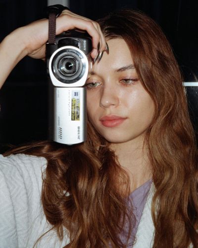 Afra Saraçoğlu seksi ifşa fotoğrafı 65426