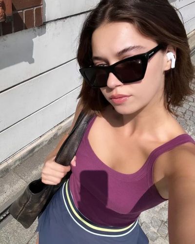 Afra Saraçoğlu seksi ifşa fotoğrafı 31