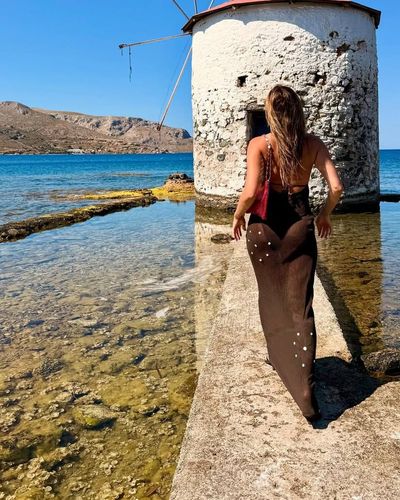 Afra Saraçoğlu seksi ifşa fotoğrafı 538