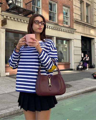Afra Saraçoğlu seksi ifşa fotoğrafı 51