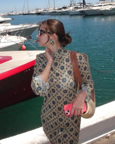Afra Saraçoğlu seksi ifşa fotoğrafı 76