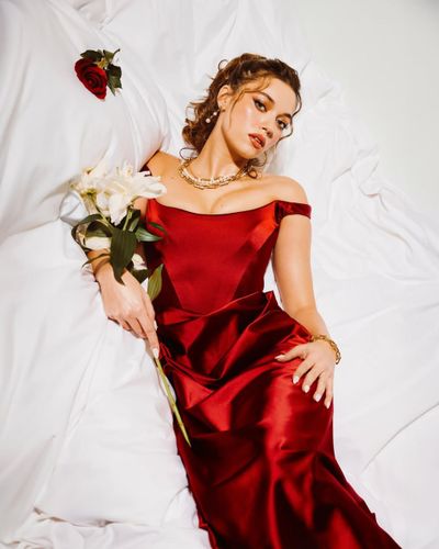 Afra Saraçoğlu seksi ifşa fotoğrafı 88