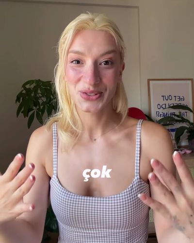 Ahsen Bücek seksi ifşa fotoğrafı 4