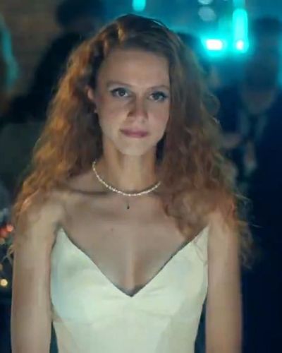 Ahsen Eroğlu seksi ifşa fotoğrafı 151