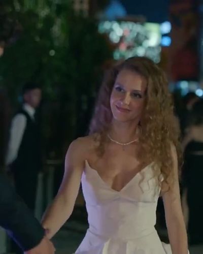 Ahsen Eroğlu seksi ifşa fotoğrafı 212
