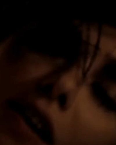 Ahu Türkpençe seksi ifşa fotoğrafı 4 — Kaybedenler Kulübü (2011)