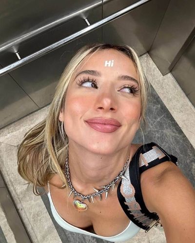 Aleyna Kalaycıoğlu seksi ifşa fotoğrafı 227