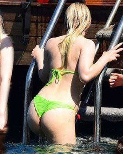 Aleyna Tilki seksi ifşa fotoğrafı 1073
