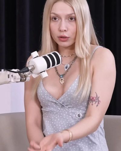 Aleyna Tilki seksi ifşa fotoğrafı 1127