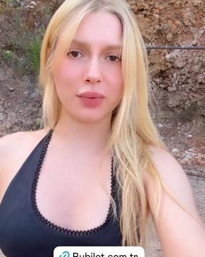 Aleyna Tilki seksi ifşa fotoğrafı 1131