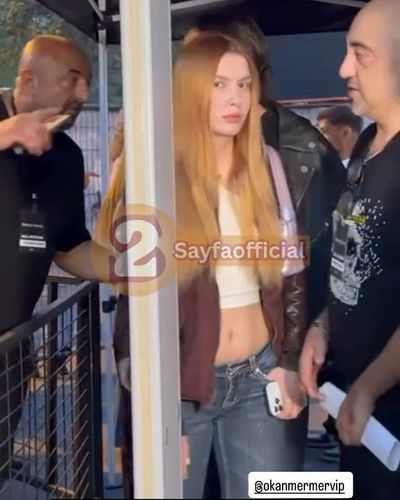 Aleyna Tilki seksi ifşa fotoğrafı 1215