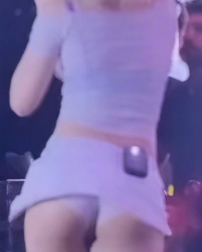 Aleyna Tilki seksi ifşa fotoğrafı 1249