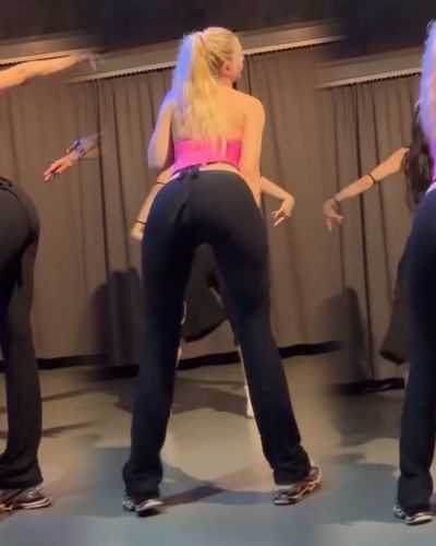 Aleyna Tilki seksi ifşa fotoğrafı 1299