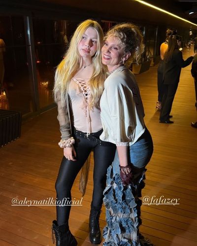 Aleyna Tilki seksi ifşa fotoğrafı 1308