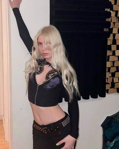 Aleyna Tilki seksi ifşa fotoğrafı 64785