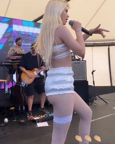 Aleyna Tilki seksi ifşa fotoğrafı 64660