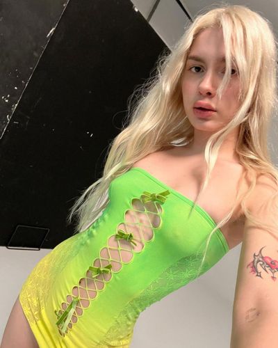 Aleyna Tilki seksi ifşa fotoğrafı 64571