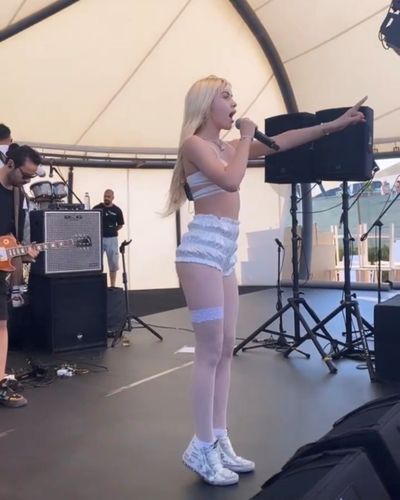 Aleyna Tilki seksi ifşa fotoğrafı 64500