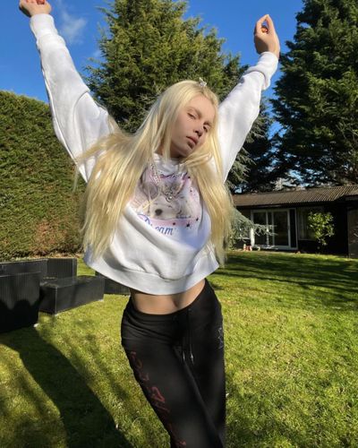 Aleyna Tilki seksi ifşa fotoğrafı 54353