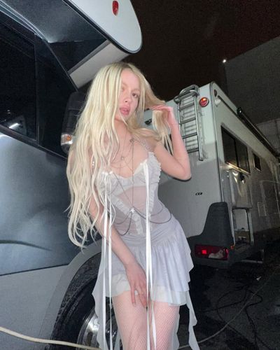 Aleyna Tilki seksi ifşa fotoğrafı 84