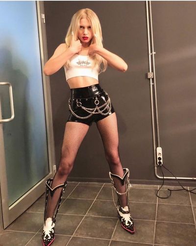 Aleyna Tilki seksi ifşa fotoğrafı 54114
