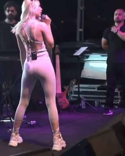 Aleyna Tilki seksi ifşa fotoğrafı 54104