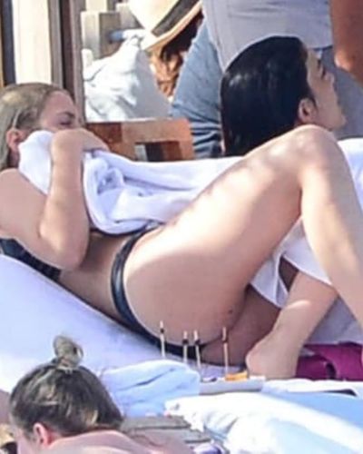 Aleyna Tilki seksi ifşa fotoğrafı 54099