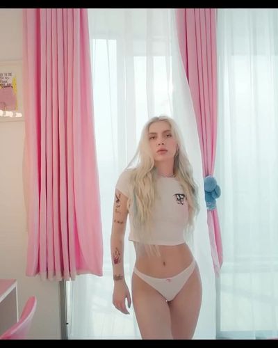 Aleyna Tilki seksi ifşa fotoğrafı 16 — Aleyna Tilki Take It Or Leave It (2021)