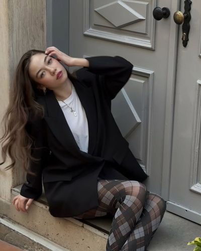 Alisa Sezen Sever seksi ifşa fotoğrafı 125