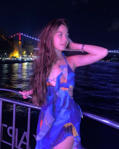 Alisa Sezen Sever seksi ifşa fotoğrafı 135