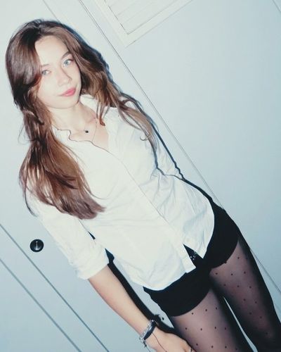 Alisa Sezen Sever seksi ifşa fotoğrafı 216