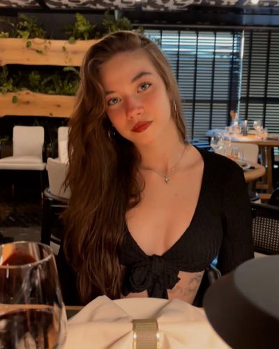 Alisa Sezen Sever seksi ifşa fotoğrafı 38