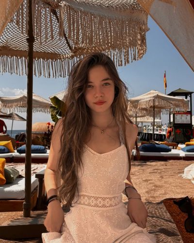 Alisa Sezen Sever seksi ifşa fotoğrafı 46