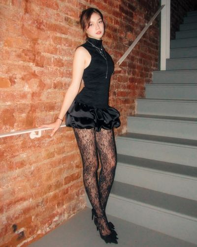 Alisa Sezen Sever seksi ifşa fotoğrafı 89