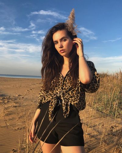 Almila Ada seksi ifşa fotoğrafı 114