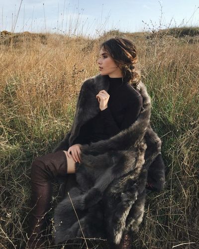 Almila Ada seksi ifşa fotoğrafı 222